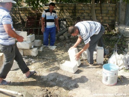 Şamaxının millət vəkili Elxan Süleymanovun təşəbbüsü və dəstəyi ilə rayonun Məlhəm kəndinə içməli su xətti çəkilir